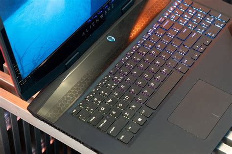 A­l­i­e­n­w­a­r­e­­ı­n­ ­2­0­1­9­­a­ ­D­a­m­g­a­ ­V­u­r­a­c­a­k­ ­D­i­z­ü­s­t­ü­ ­B­i­l­g­i­s­a­y­a­r­l­a­r­ı­ ­M­1­5­ ­v­e­ ­M­1­7­ ­D­u­y­u­r­u­l­d­u­
